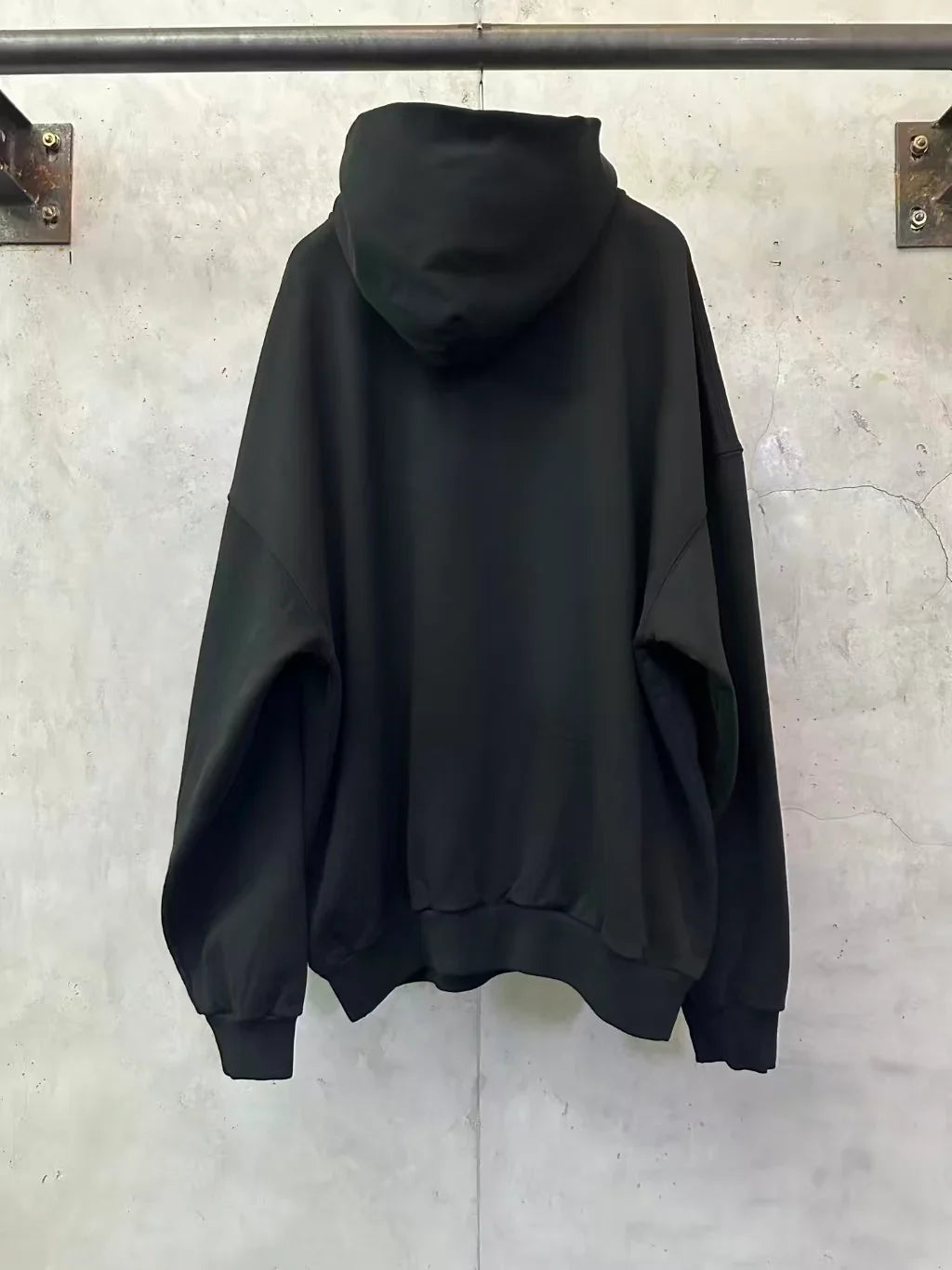 New printed hooded sweatshirt