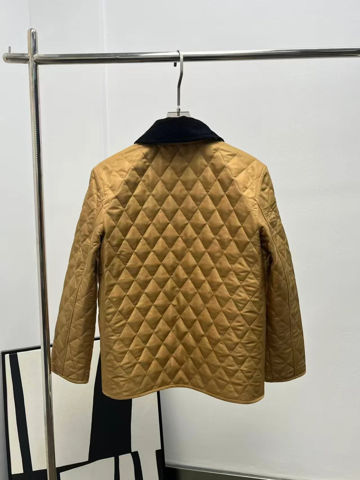New embroidered diamond patterned cotton jacket