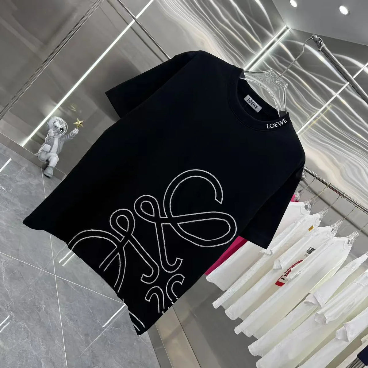 Autumn and winter new round neck short sleeved shirt