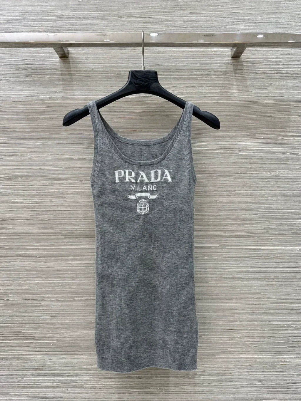 25 New Slim Short Sleeve Knit Vest