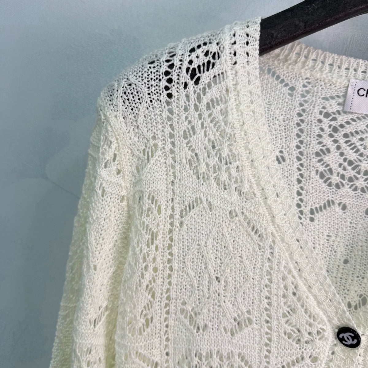 26 Early Autumn New V-neck Knitted Long Sleeve Cardigan