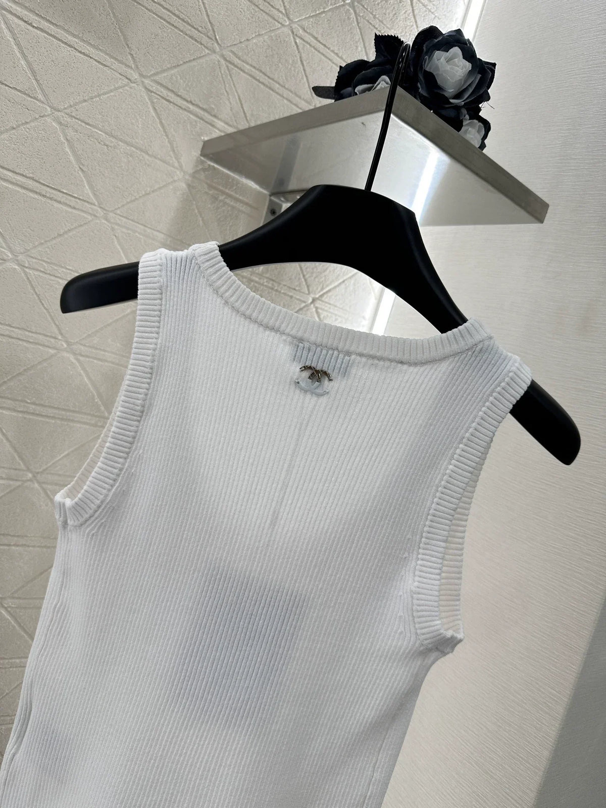 25fw Hollow knit vest