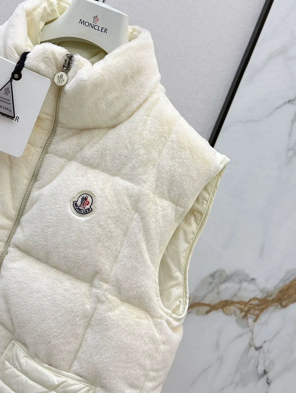 25 Mao Mao Down Vest
