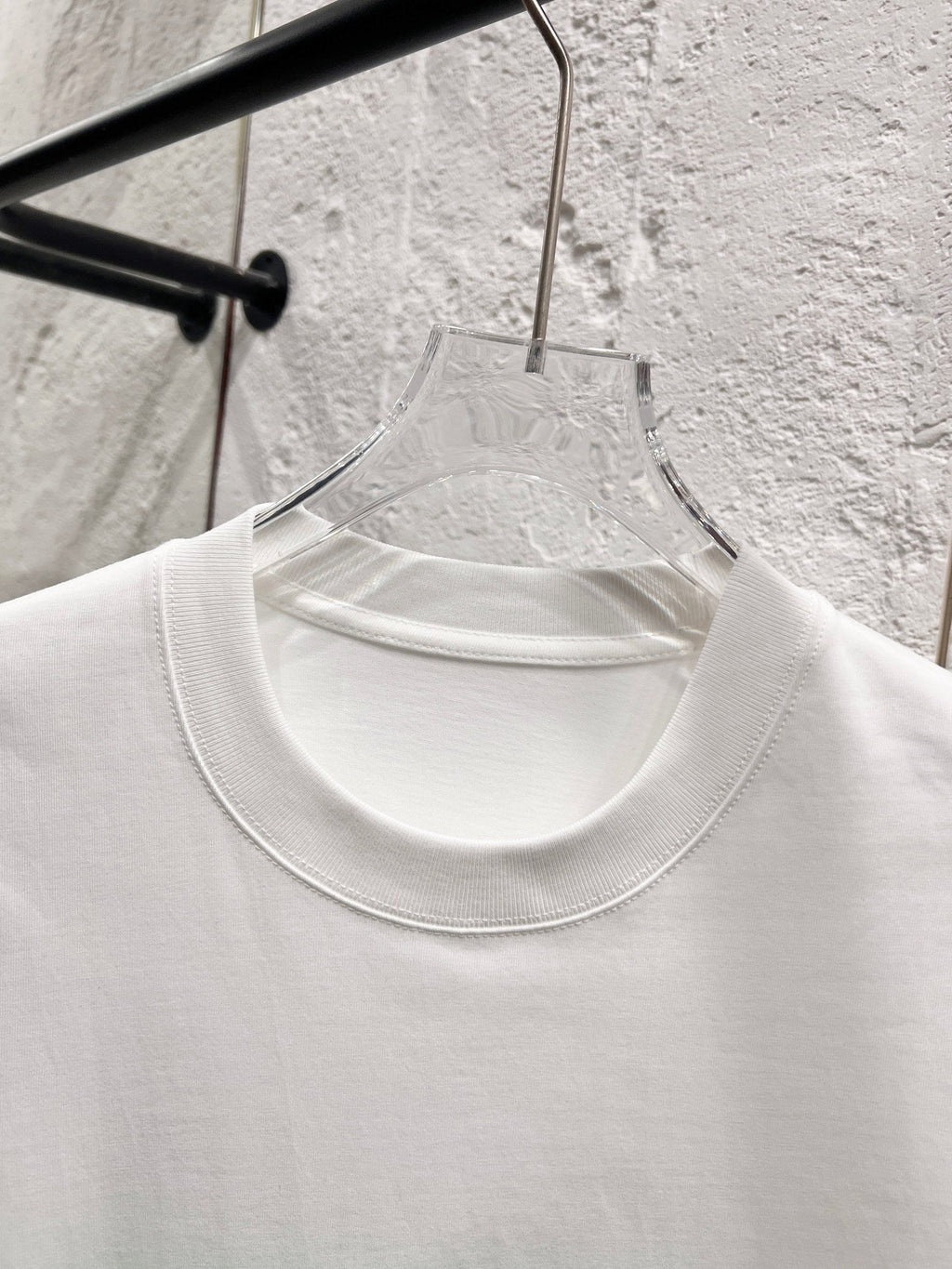 Cotton hand-painted T-shirt