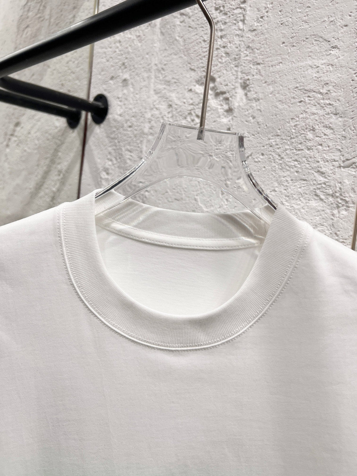 Cotton hand-painted T-shirt