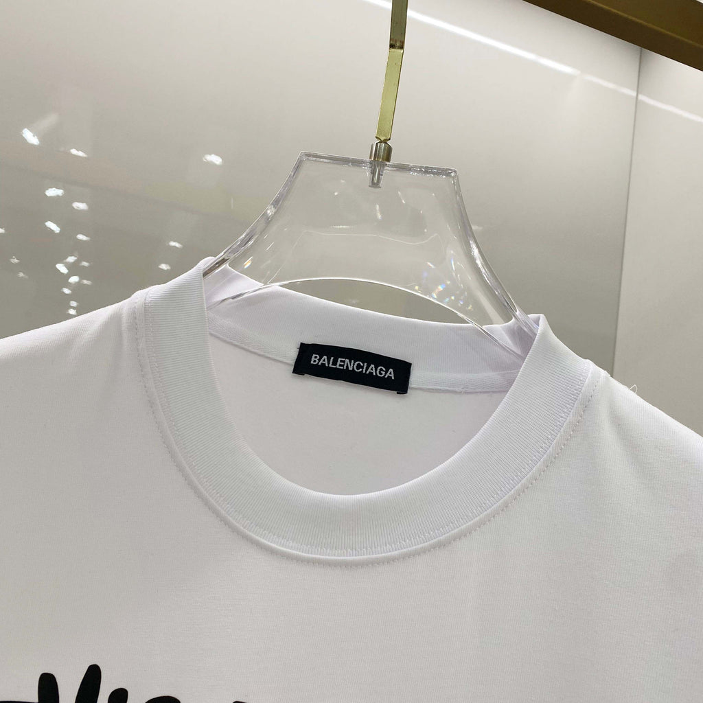 Chest sticker printed logo round neck short sleeved T-shirt 8