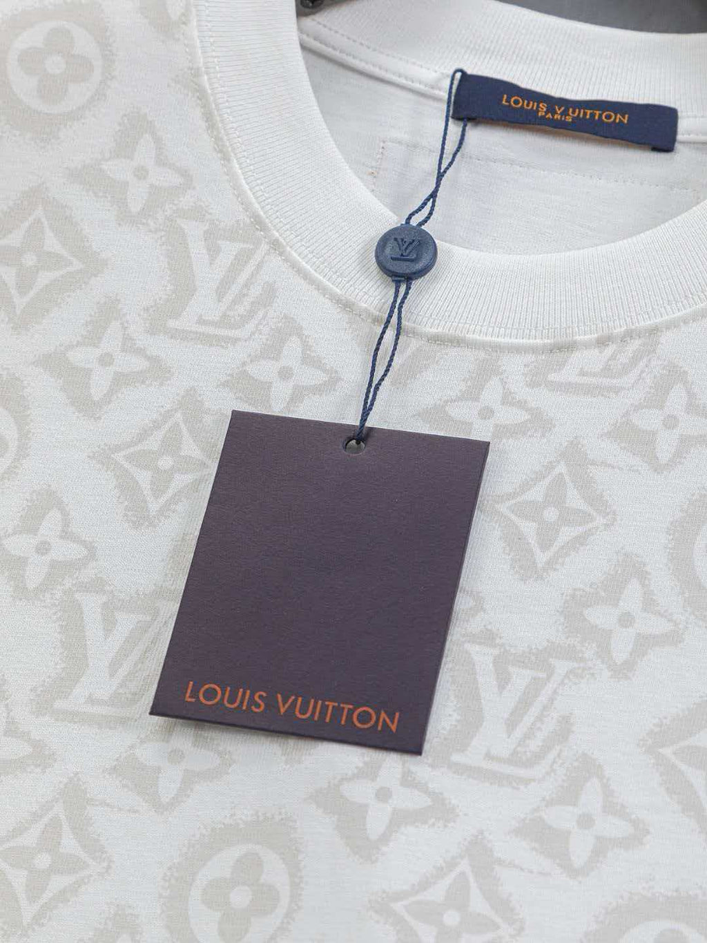 Full printed jacquard vintage letter logo printed round neck short sleeved T-shirt,