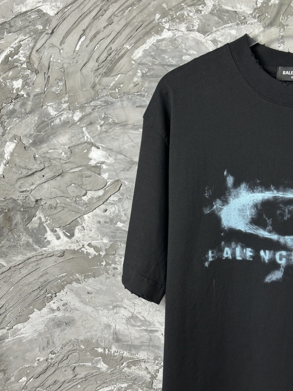 Loose fit version Unisex short sleeved t-shirt