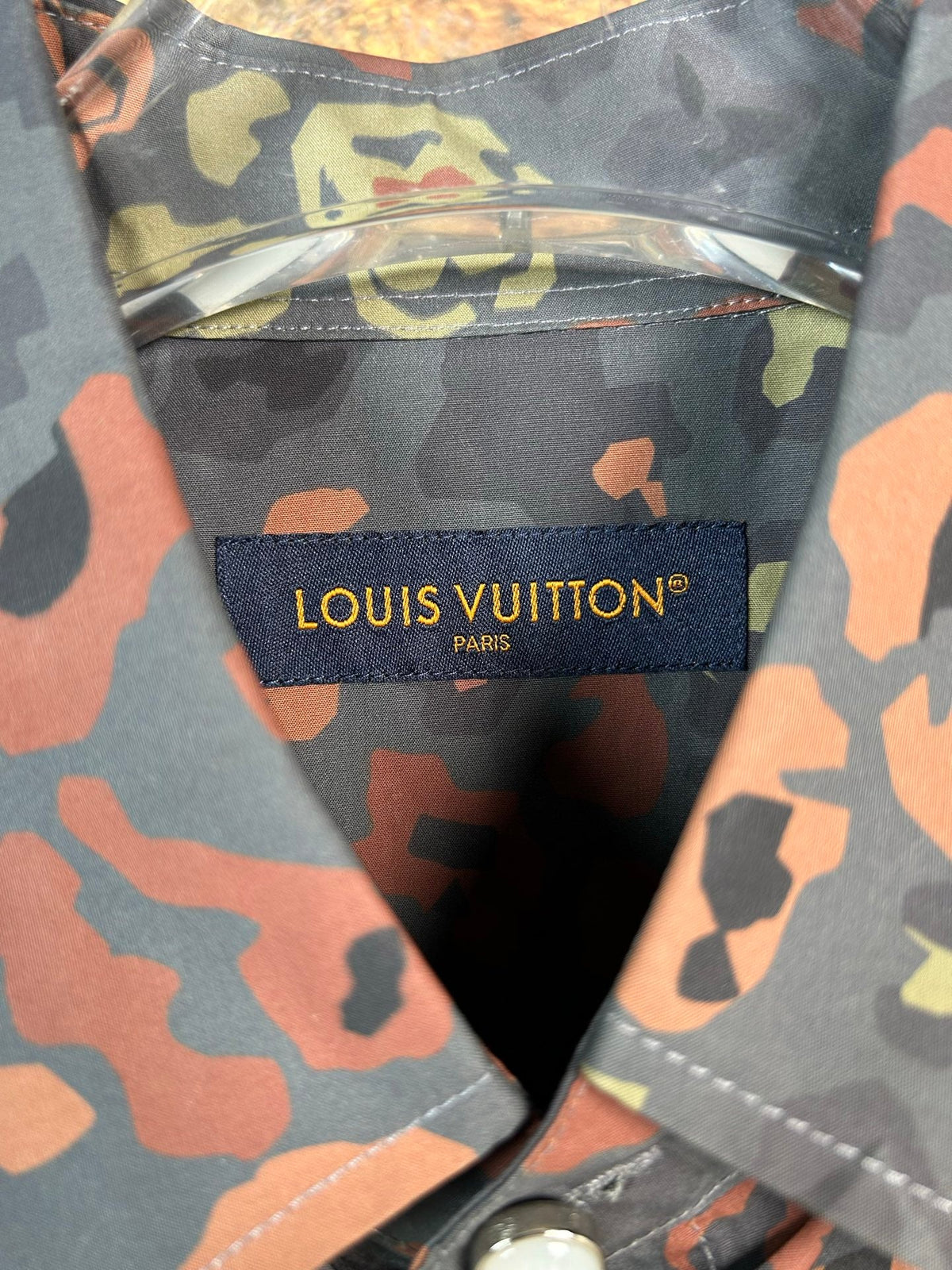 Leopard print camouflage LOGO lapel single breasted short sleeved shirt