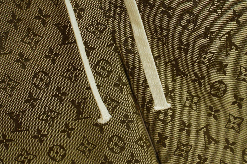 New side woven embroidered shorts