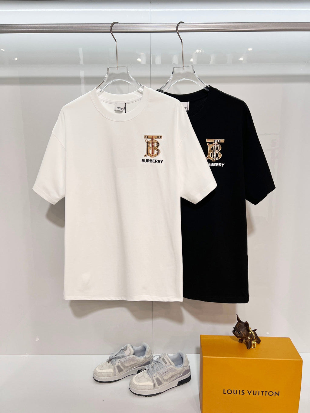 Classic plaid embroidered letter short sleeved t-shirt