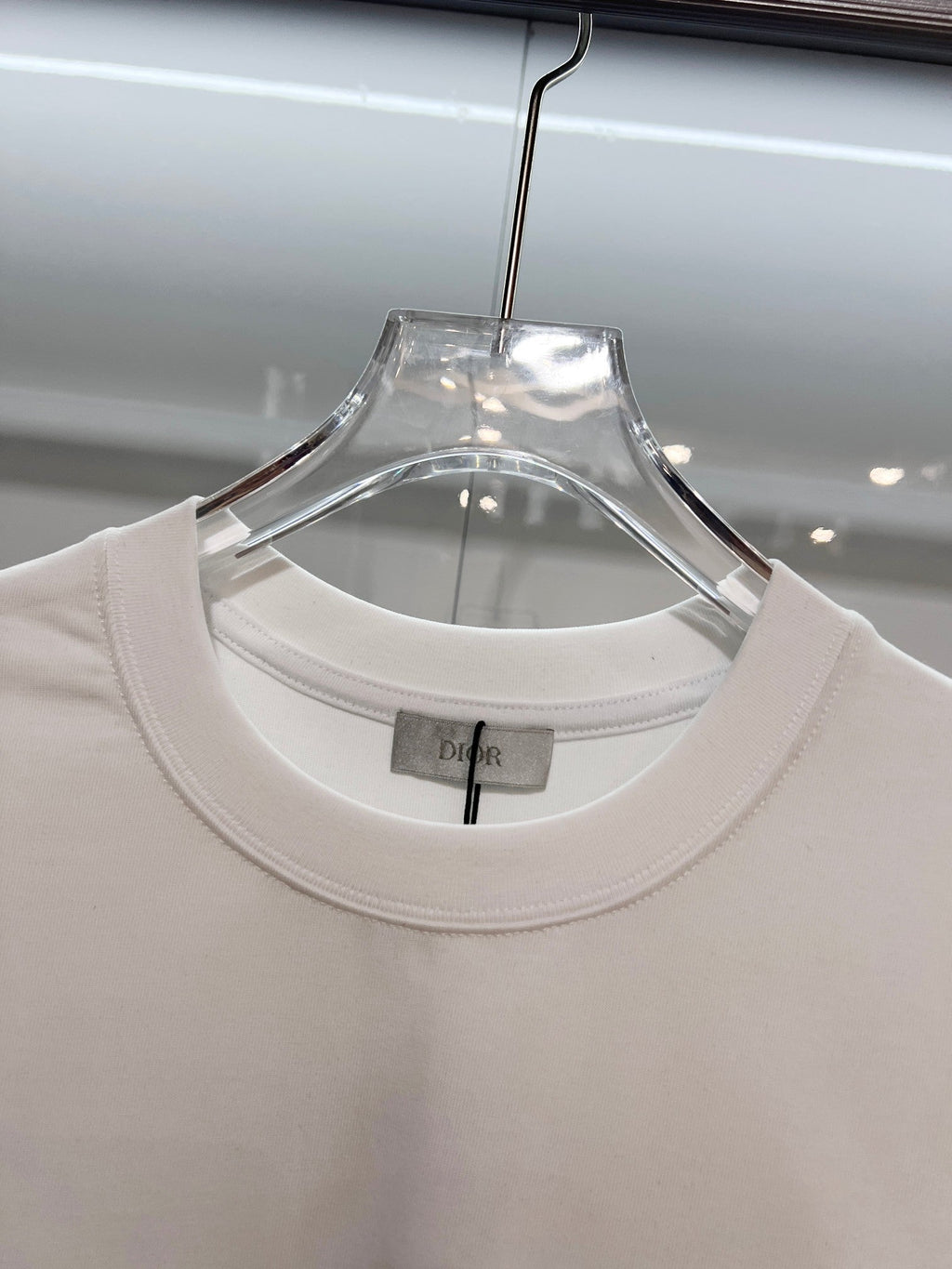 New Color blocked Ten Thousand Needle Embroidered Bee Letter Short Sleeve