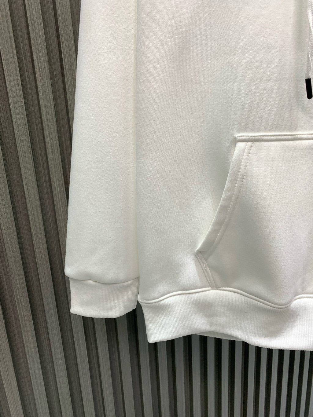 New printed hooded sweatshirt