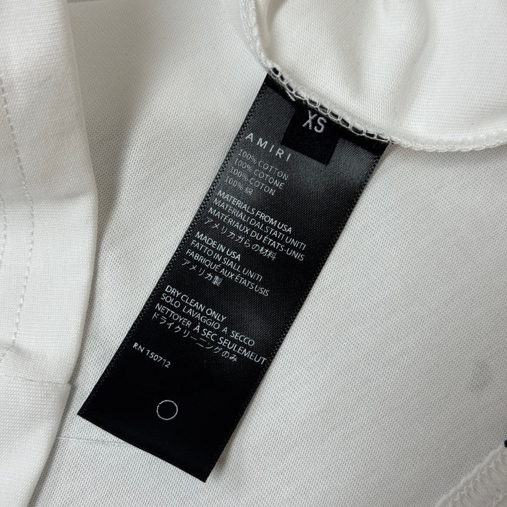 Latest short sleeved round neck T-shirt