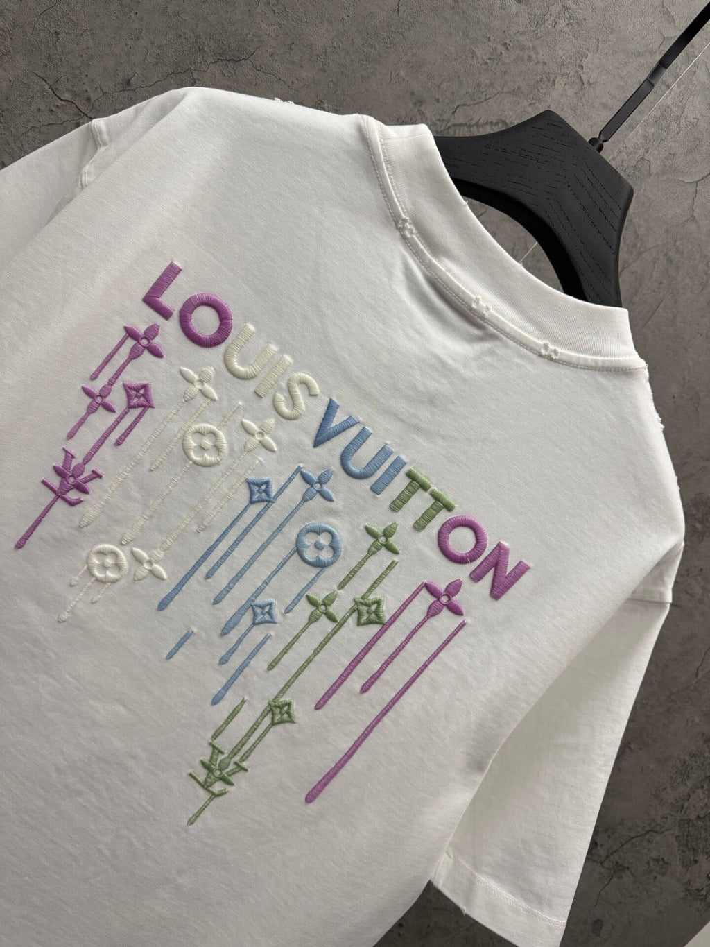 Color-Changing Embroidery T-Shirt
