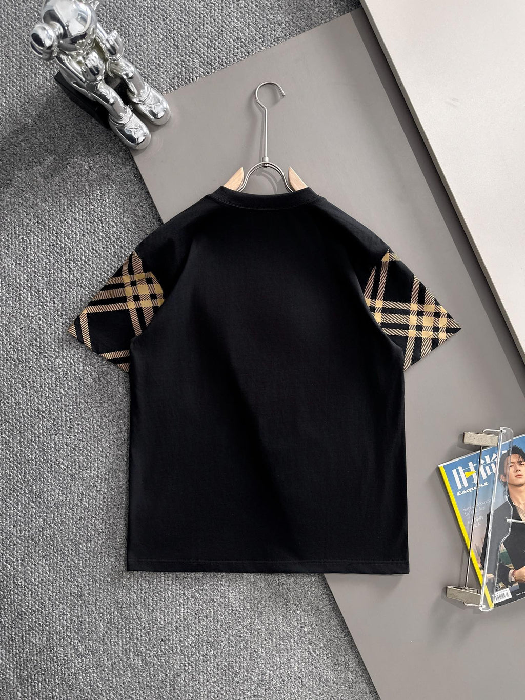 Plaid embroidered patchwork short sleeved t-shirt