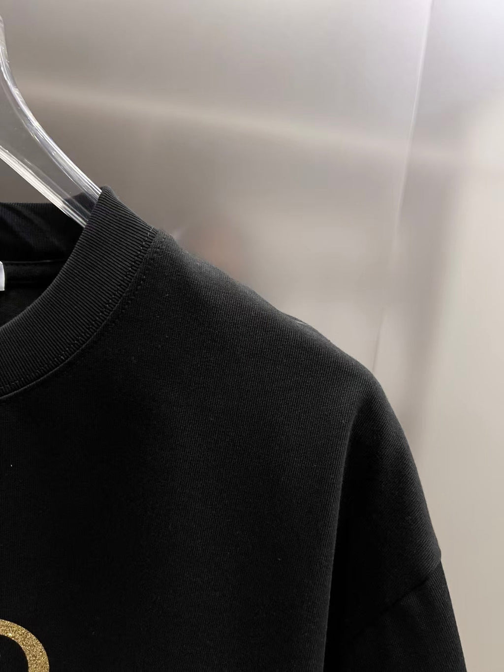 New round neck short sleeved T-shirt