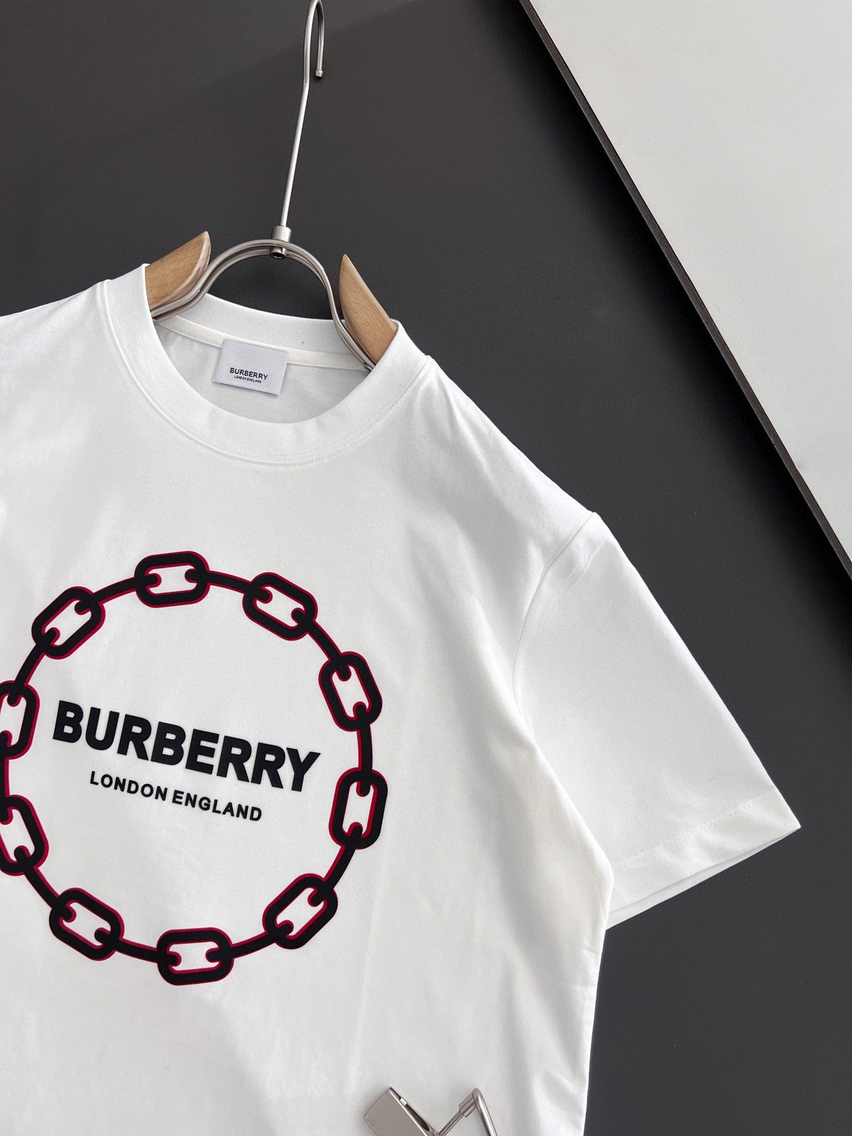 Summer new round neck fashionable short sleeved T-shirt