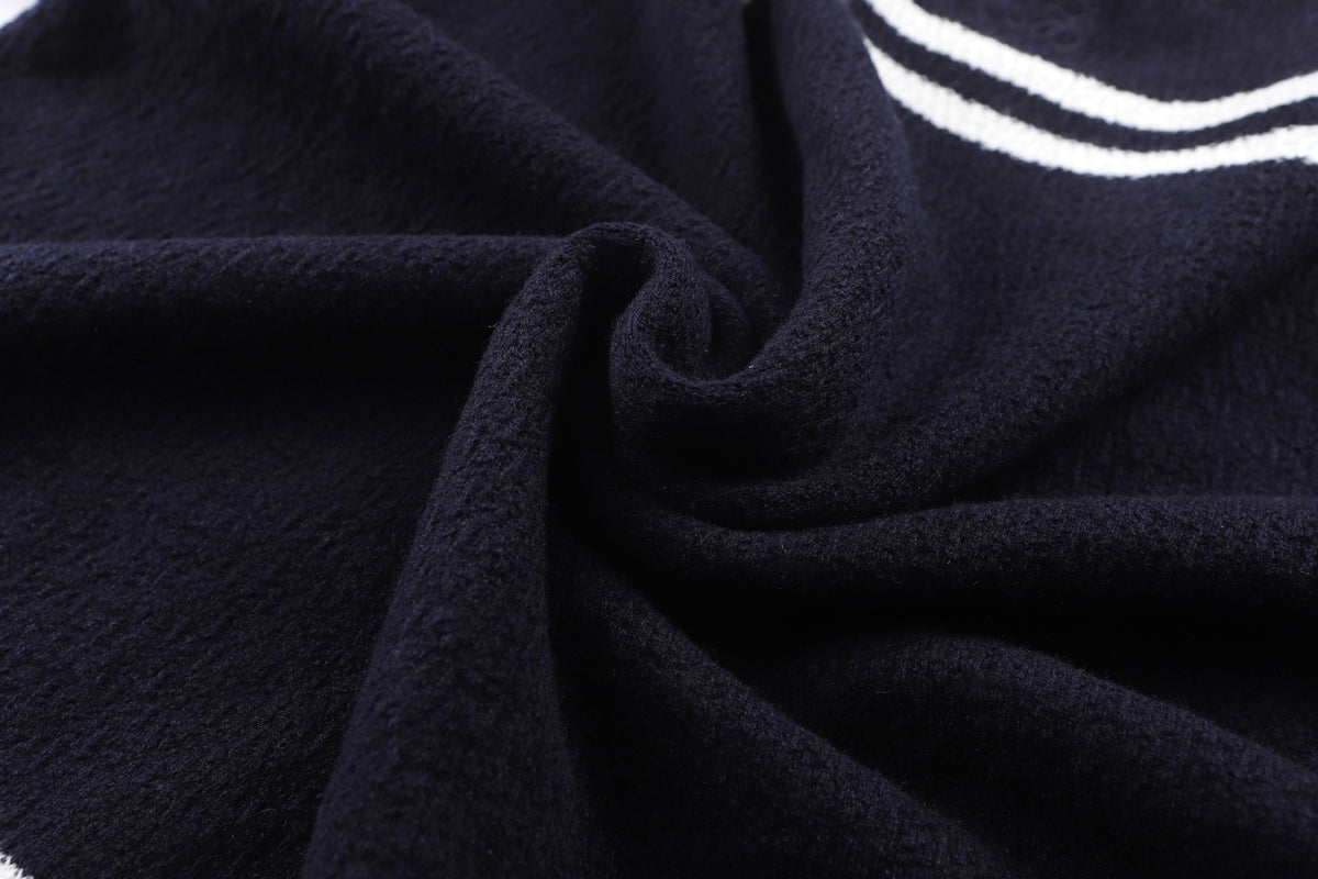 Lightweight textured wool round neck embroidered T-shirt