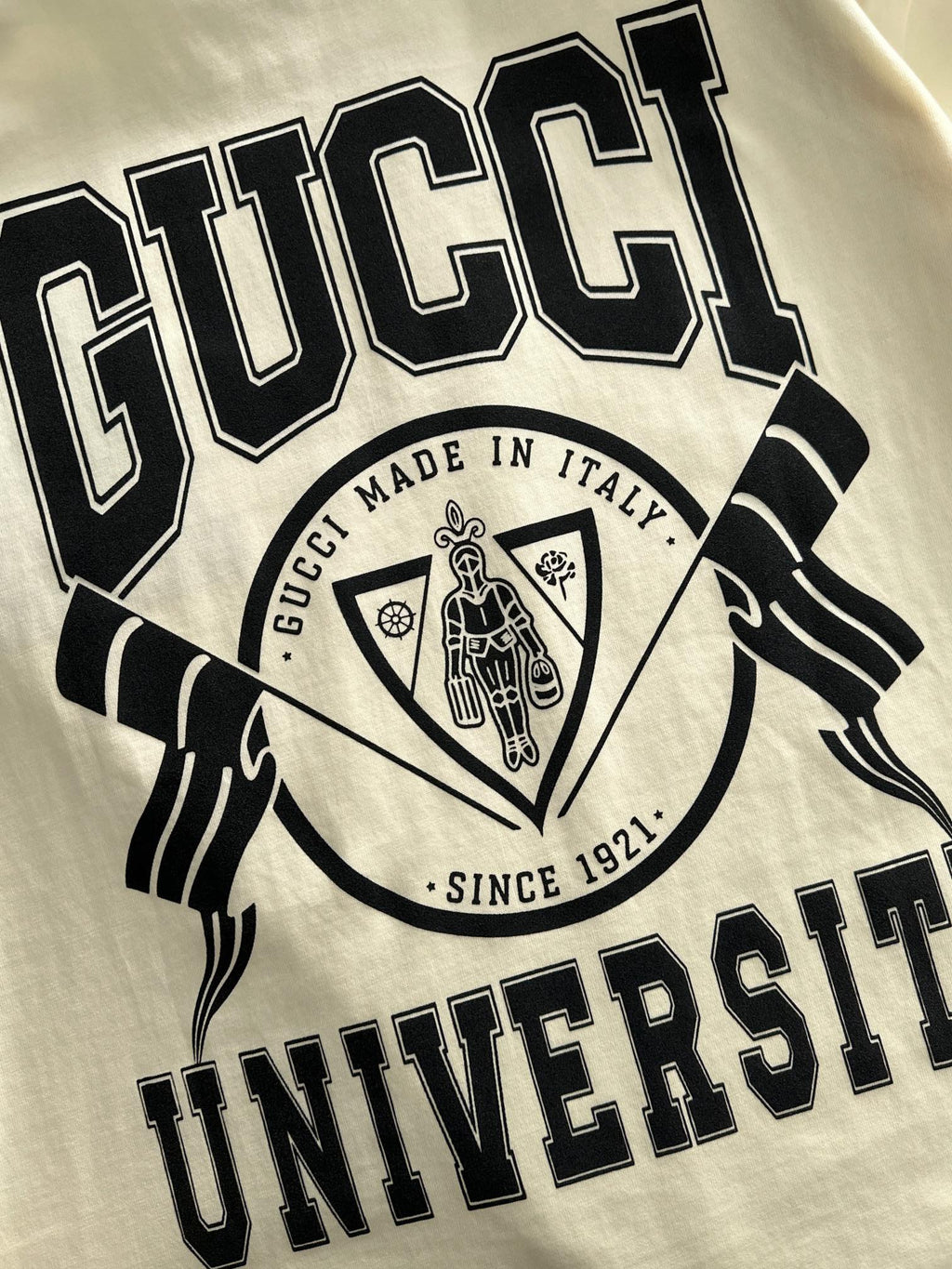 Back plush letter logo short sleeved t-shirt