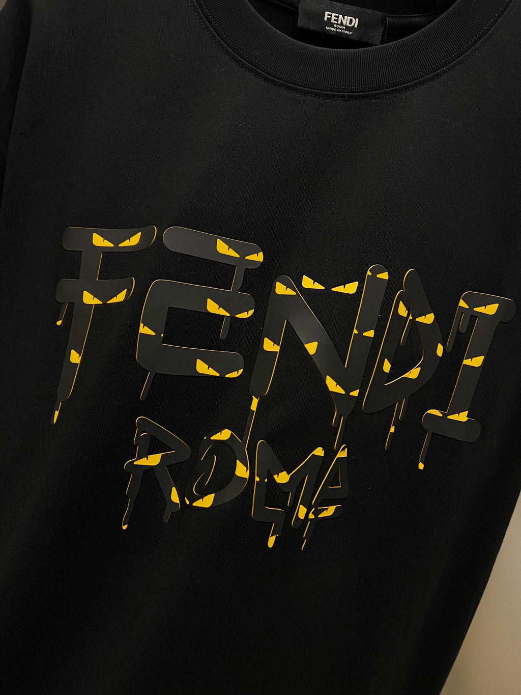 Classic Yellow Eye Foam Craft Short Sleeve T-shirt
