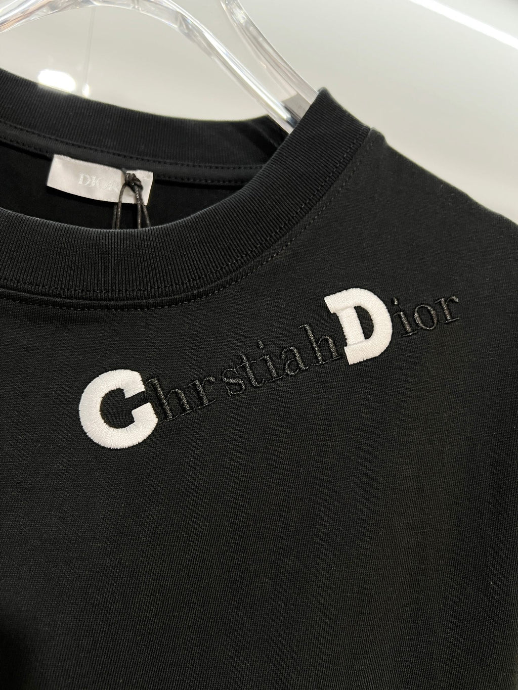New slogan embroidered logo short sleeved shirt