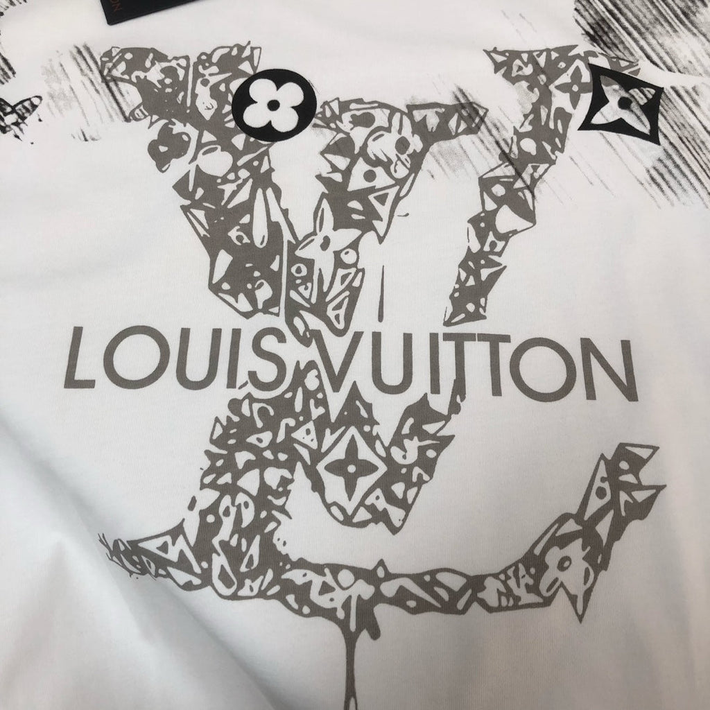Latest versatile short sleeved T-shirt for both men and women