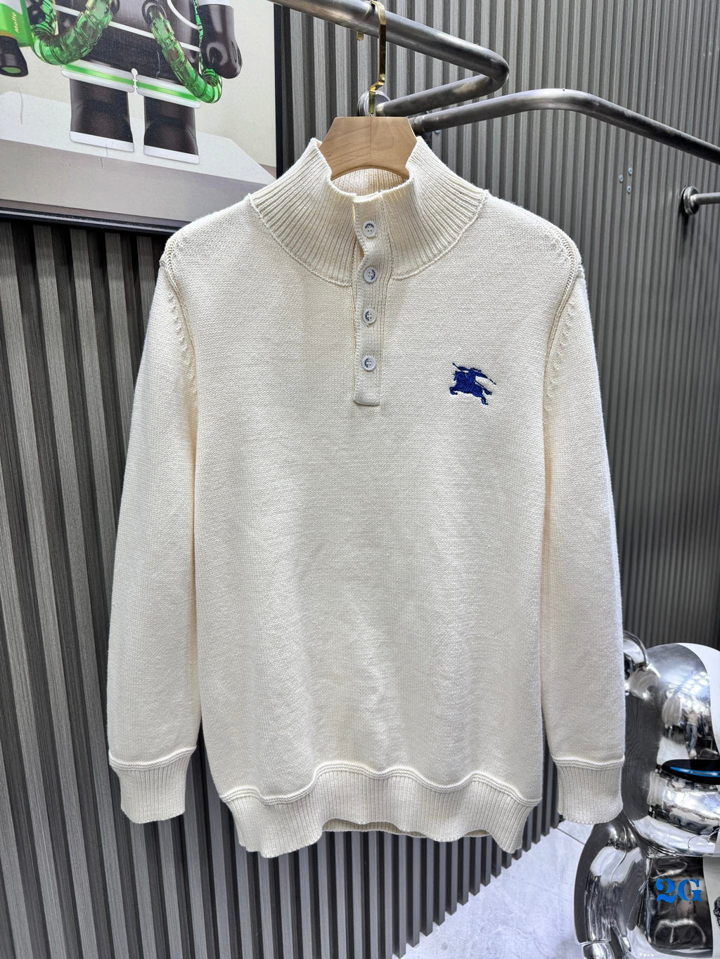 Small embroidery high neck pullover with half collar buckle knitted sweater