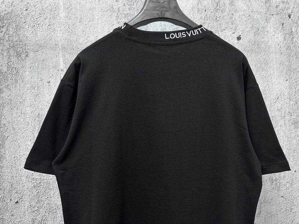 Embroidered collar, small leather pocket, short sleeved, unisex