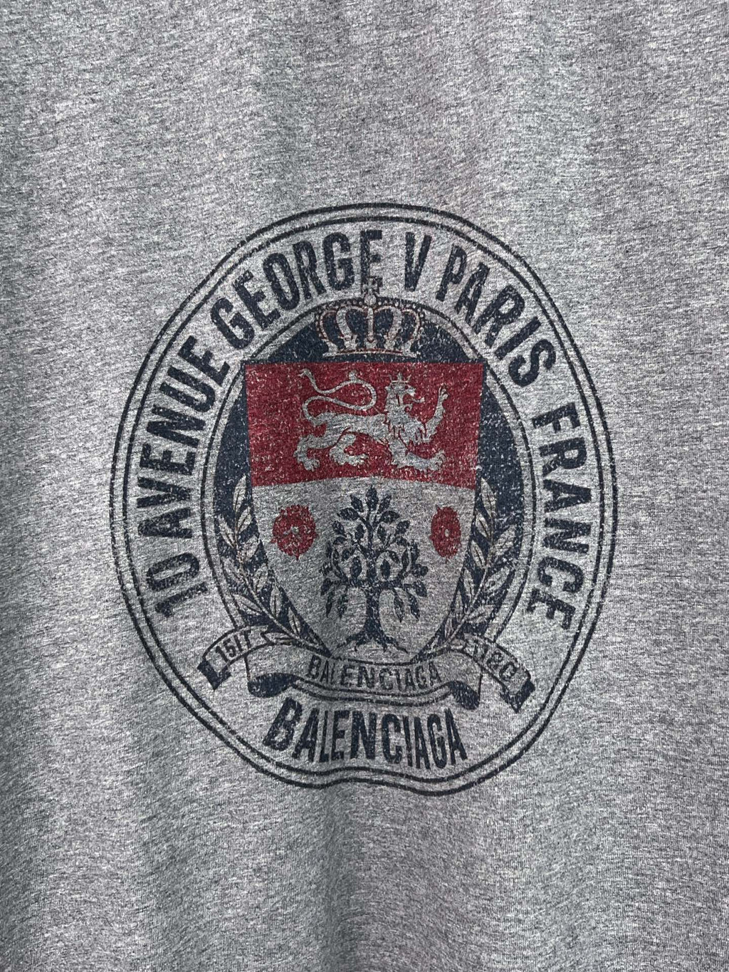 New Front Retro Badge Icon Printed T-shirt