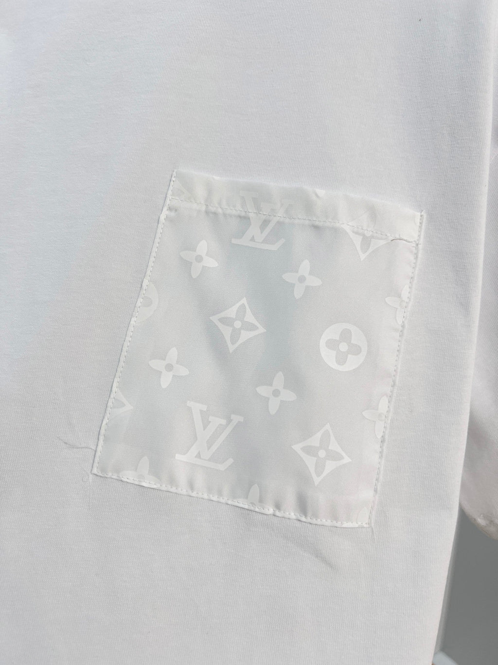 New woven floral pocket short sleeved shirt