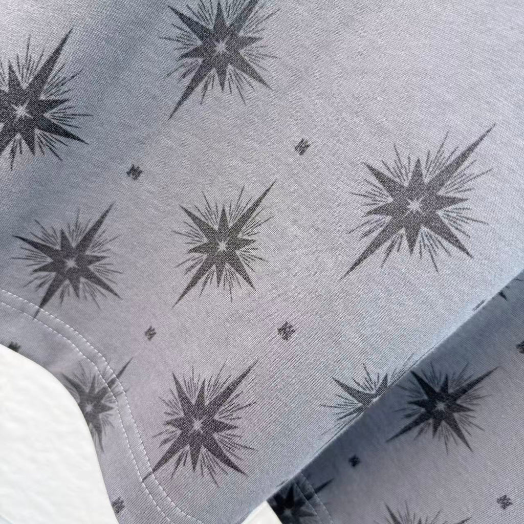 Hexagonal star print+embroidered round neck short sleeved T-shirt