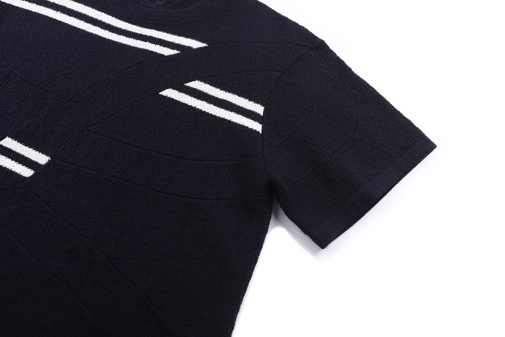 Lightweight textured wool round neck embroidered T-shirt