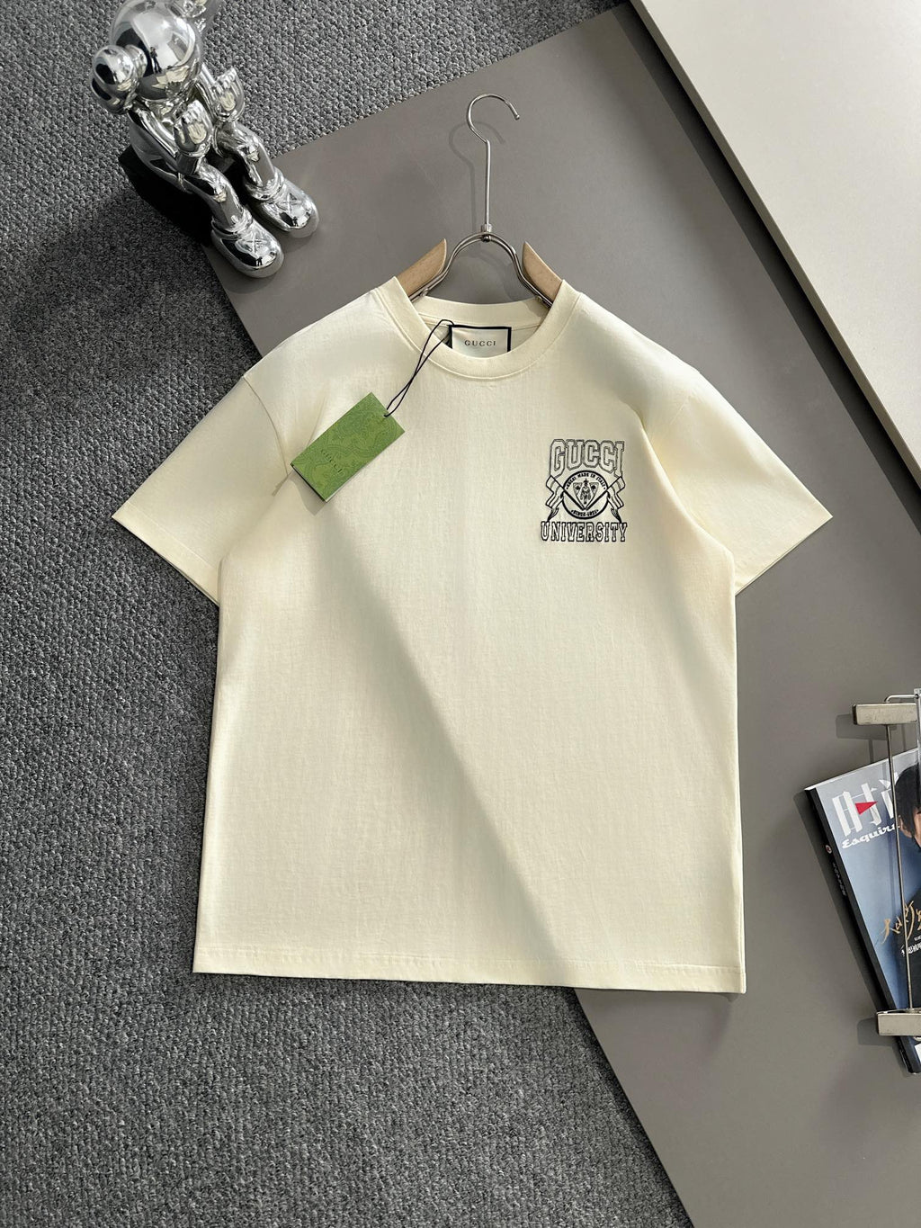 Back plush letter logo short sleeved t-shirt