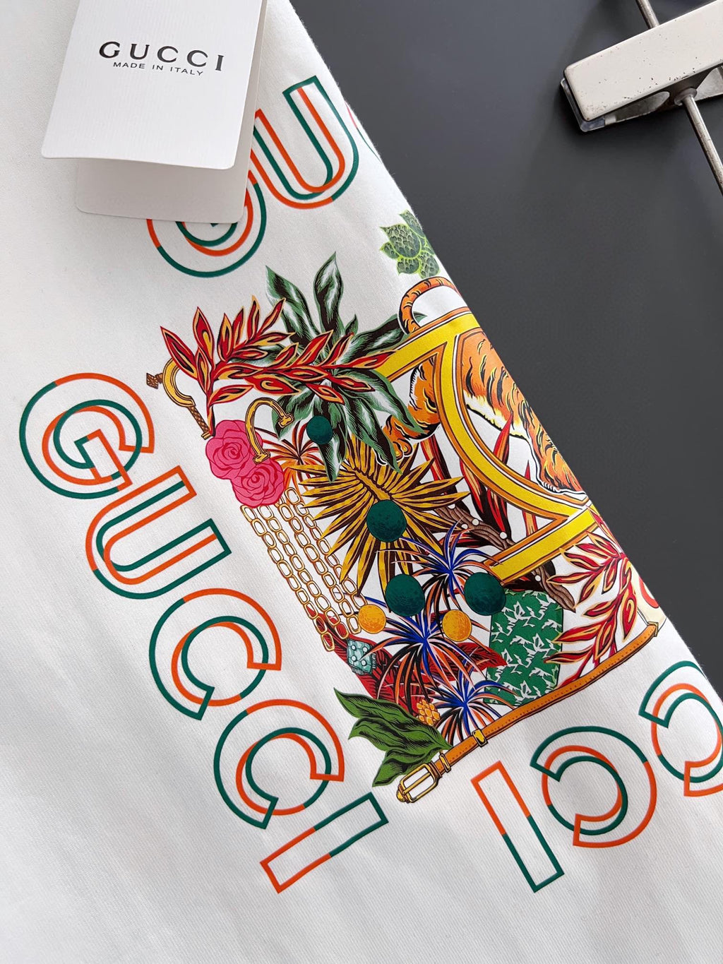 A must-have round neck T-shirt for men's wardrobes