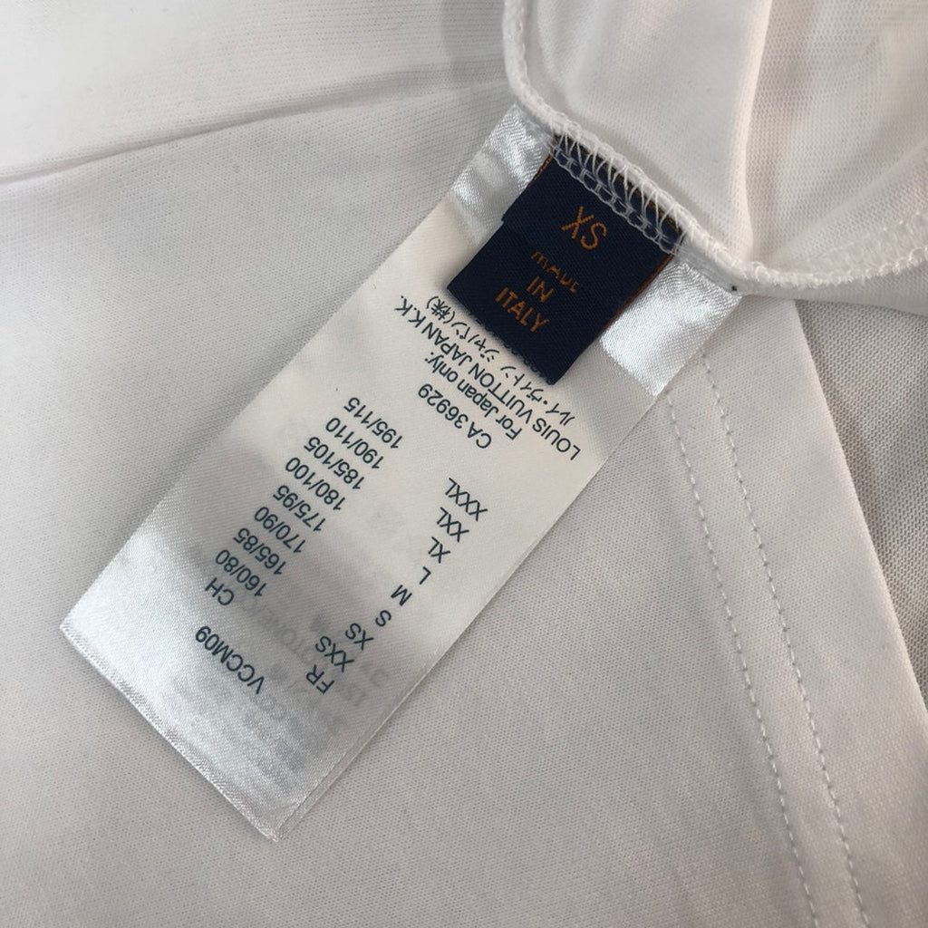Latest versatile short sleeved T-shirt for both men and women