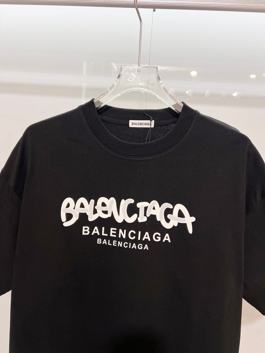 Simple color blocked offset letter round neck T-shirt
