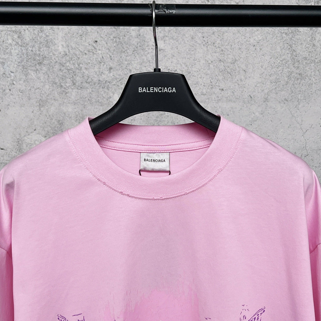 Imported direct spray printed short sleeved T-shirt