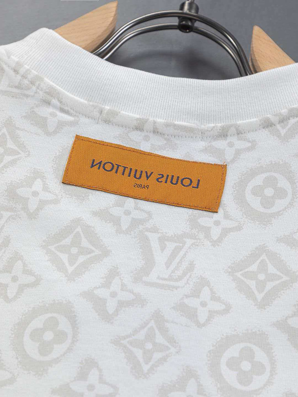 Full printed jacquard vintage letter logo printed round neck short sleeved T-shirt,