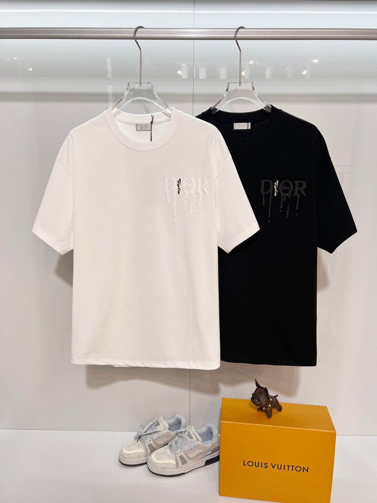 New snow velvet embroidered logo short sleeved shirt