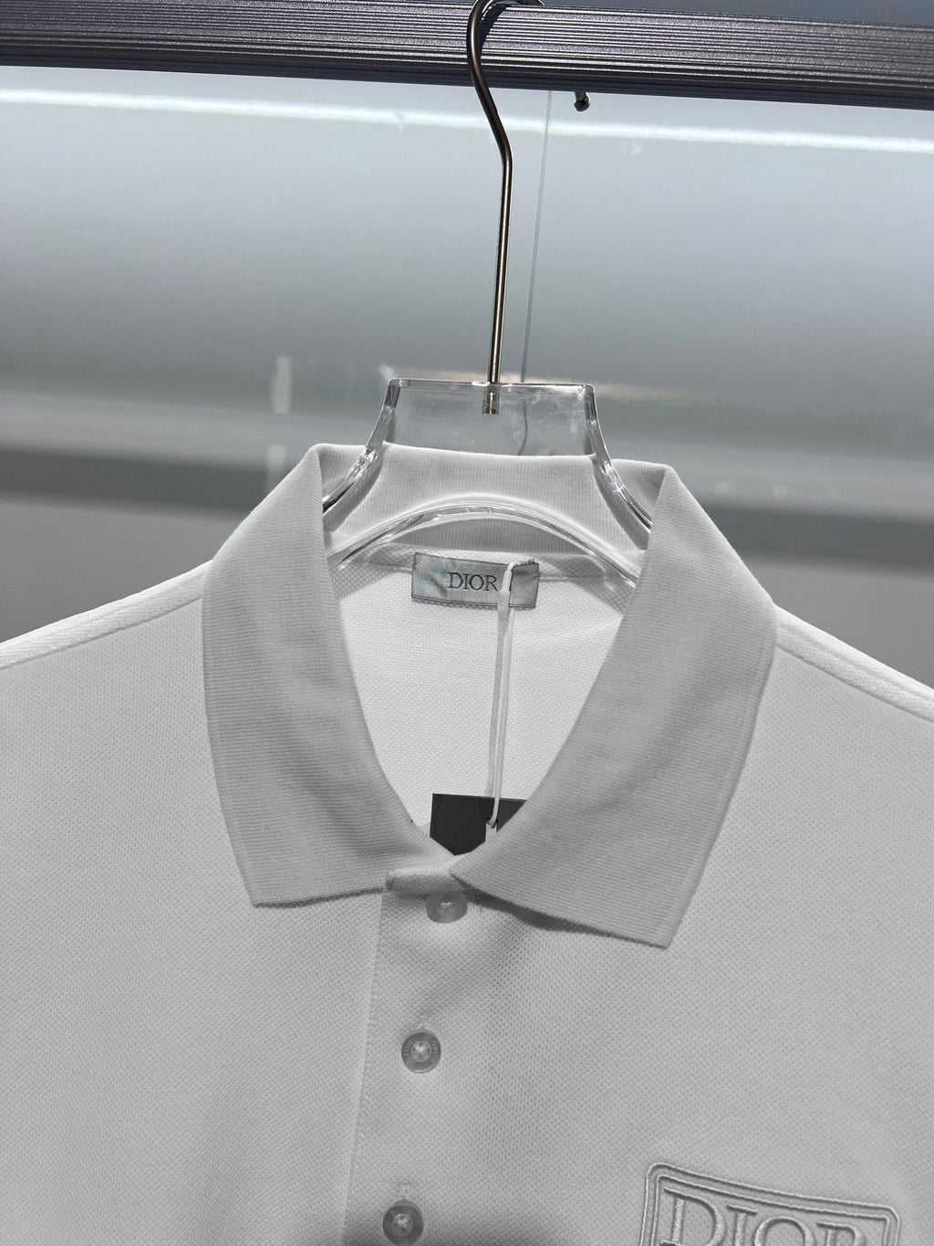 Solid color chest embroidered small letter polo shirt
