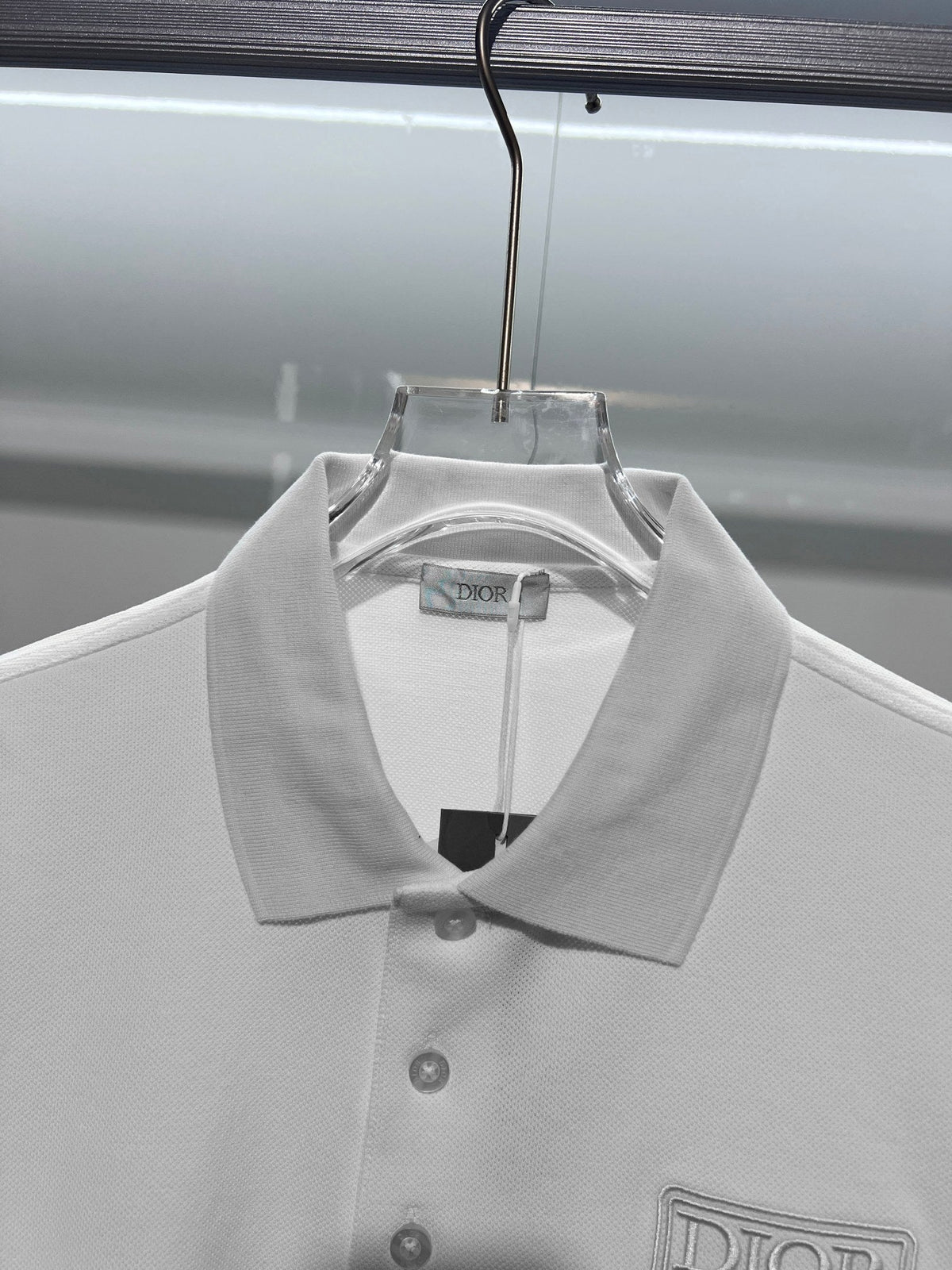 Solid color chest embroidered small letter polo shirt