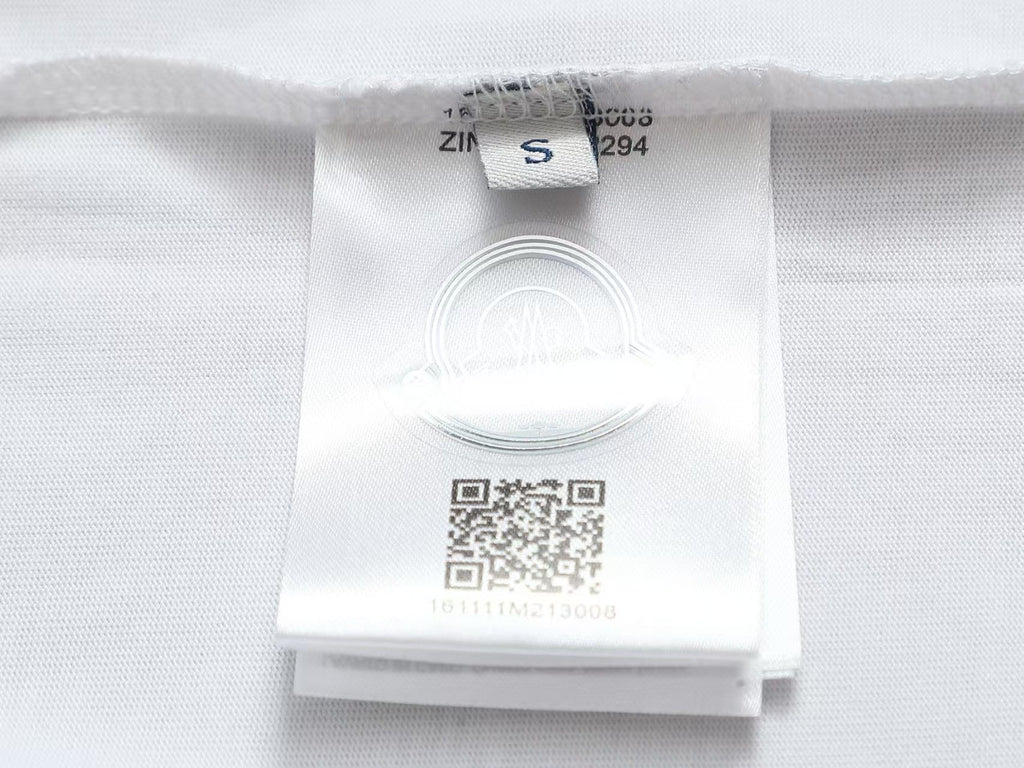 New color blocked embroidered letter T-shirt