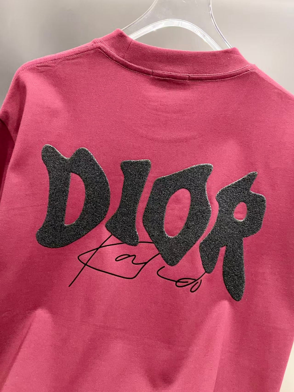 New letter sticker short sleeved shirt