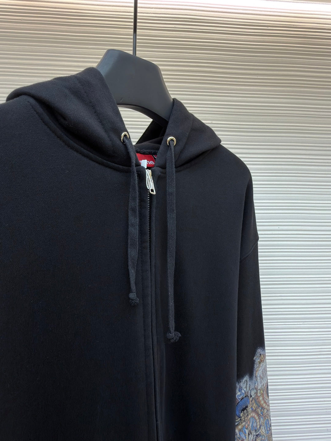 Sleeve eye print pattern hooded zipper sweatshirt