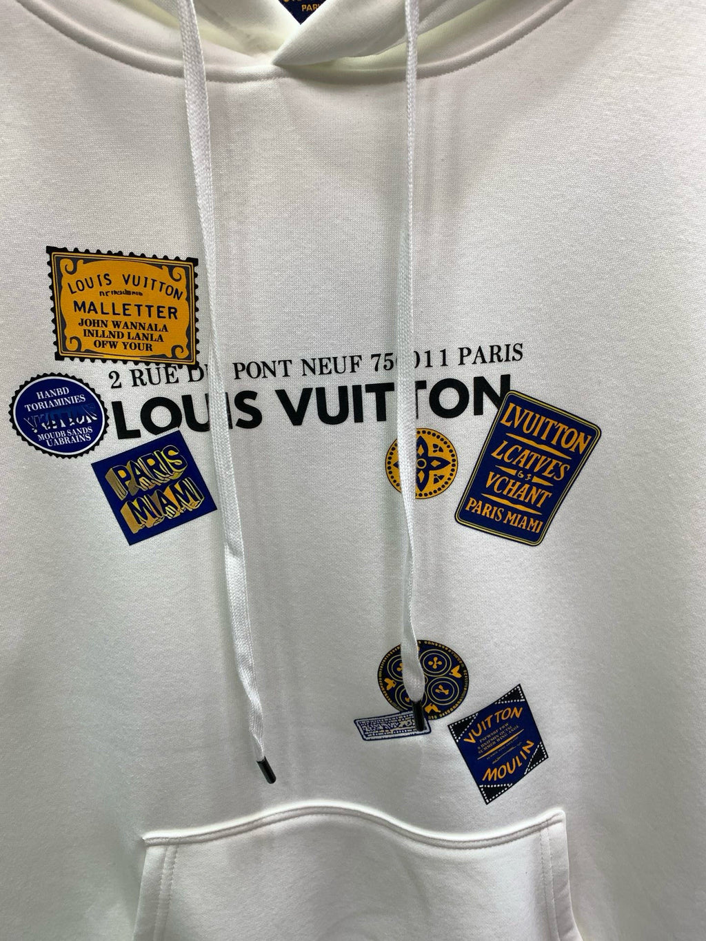 New printed hooded sweatshirt