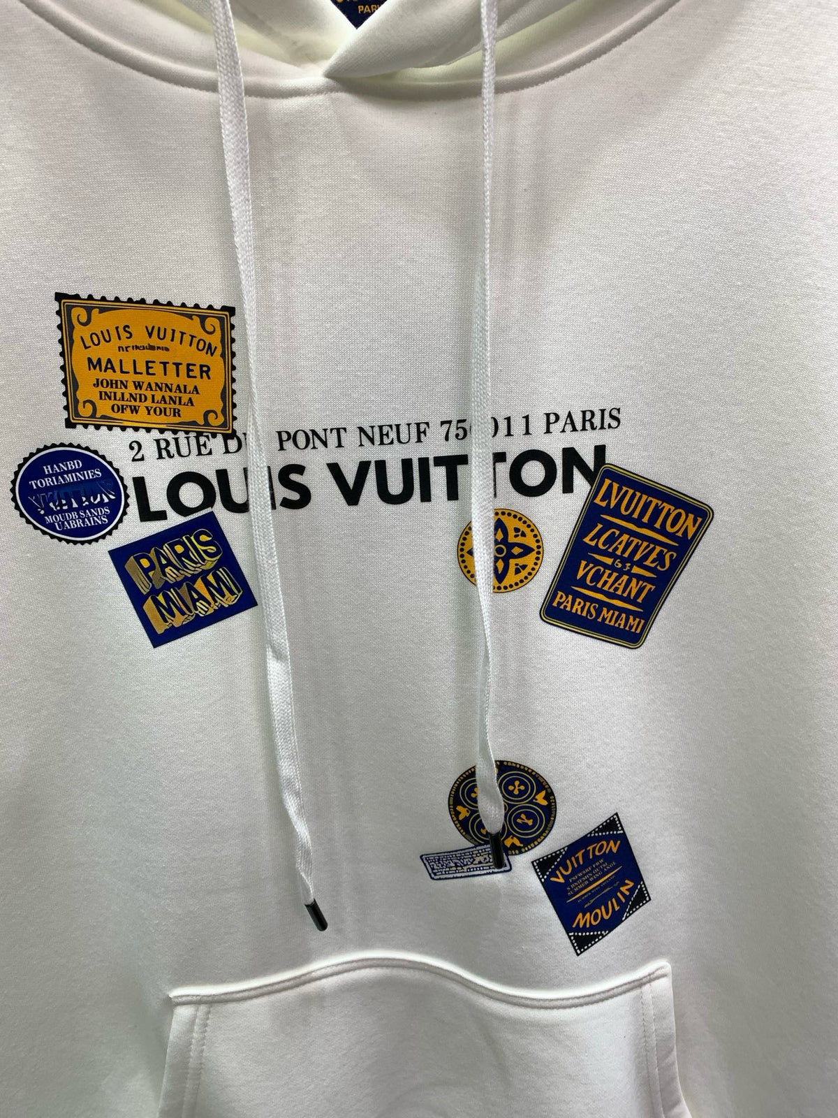 New printed hooded sweatshirt