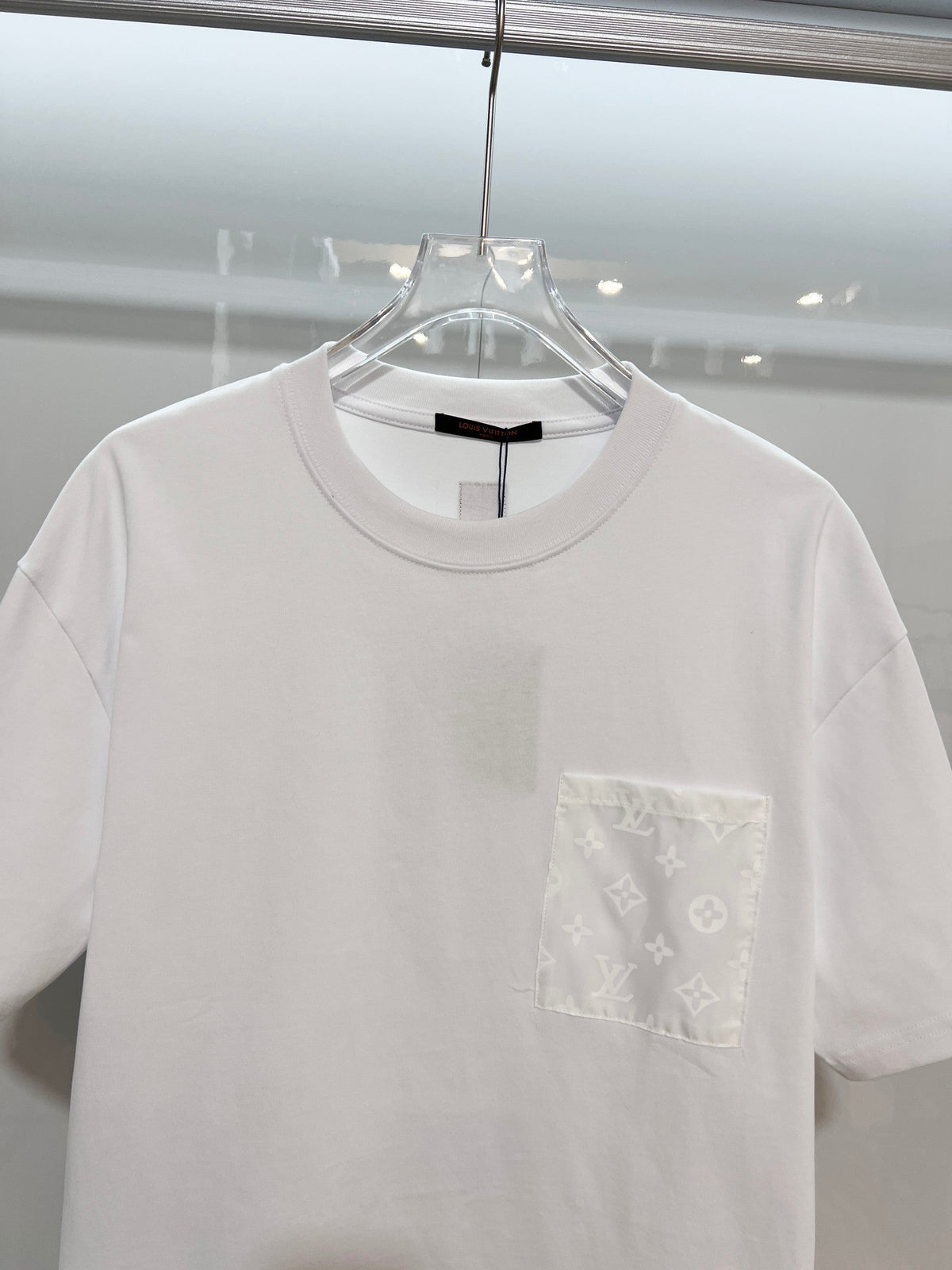 New woven floral pocket short sleeved shirt