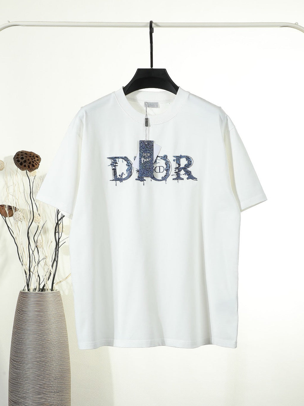 Embroidered T-shirt with floral letter stickers on the chest