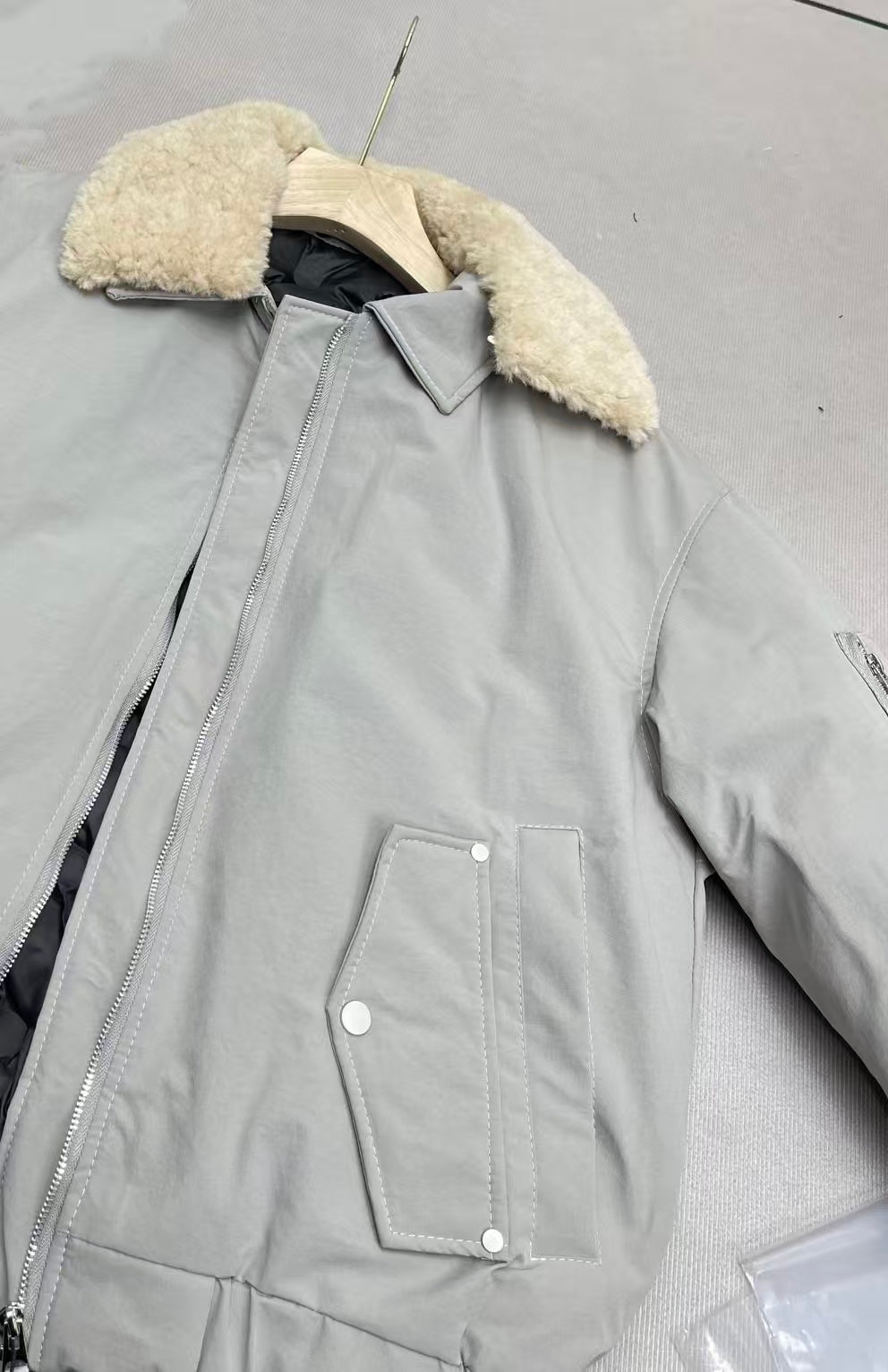 Detachable lambhair collar cotton jacket